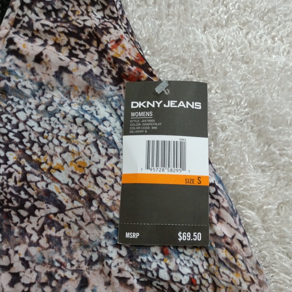 DKNY Top - Picture 4 of 8